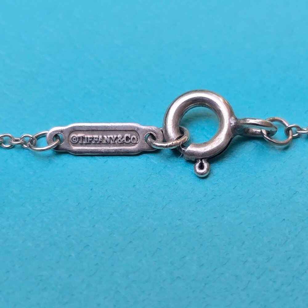 Tiffany & Co. Interlocking Circles Pendant on 15" Chain - Picture 5 of 6